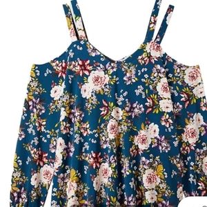 Torrid NWT Size 2 Blouse